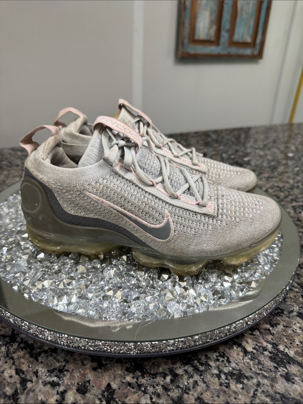 Nike Women’s VaporMax Flyknit Plus - Light Gray with Pale Pink